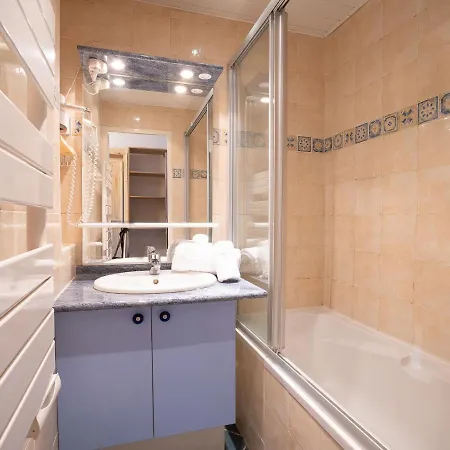 Apartamento Le Slalom - Val Claret-5 By Interhome *