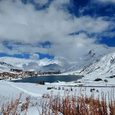 Le Slalom - Val Claret-5 By Interhome *
